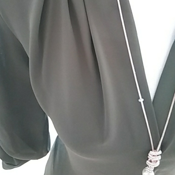 Top - Picture 2 of 5